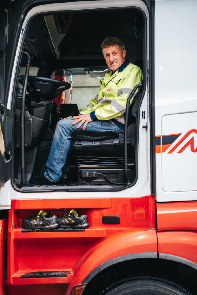 Image representing the following job offer: National CE driver (M/F/X)