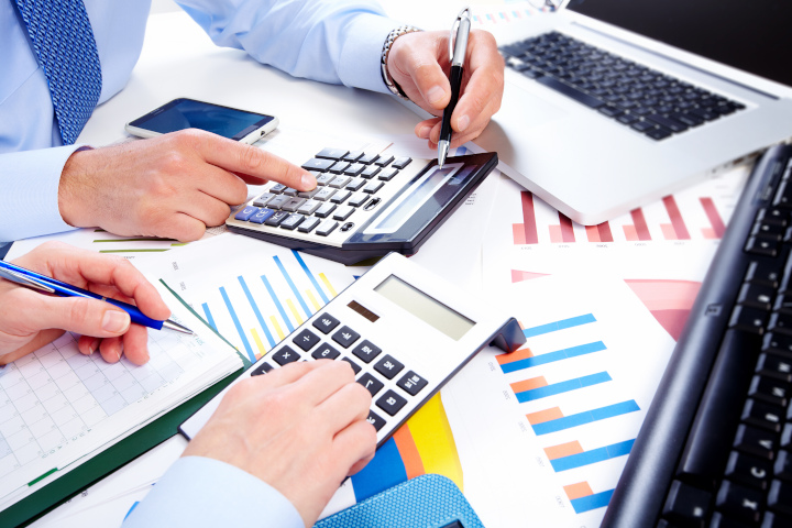 Image showing the following profile: Accountant