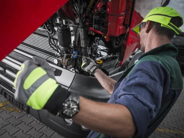 Image showing the following profile: Mechanic